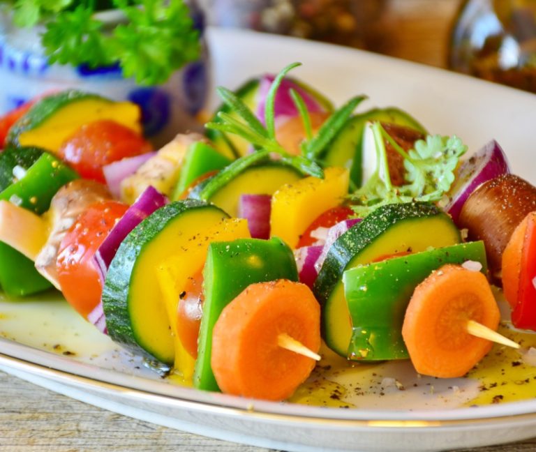 28-day-eat-more-vegetables-make-selfcare-simple